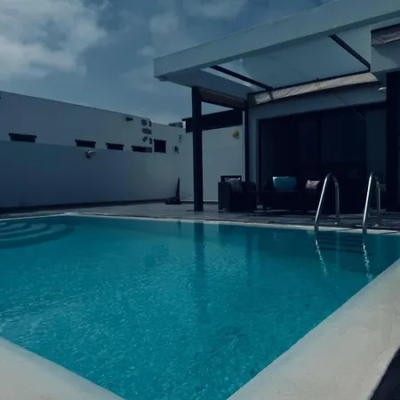 Сasa de vacaciones Nazaret Home