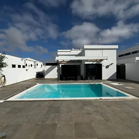 Feriehus Nazaret Home *