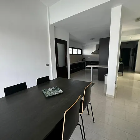 Feriehus Nazaret Home *