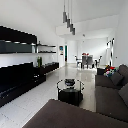 Feriehus Nazaret Home Nazaret