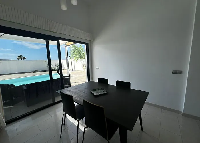 度假居 Nazaret Home Nazaret