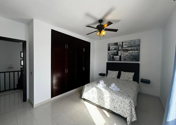 度假居 Nazaret Home