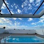 Nazaret Home Nyaraló
